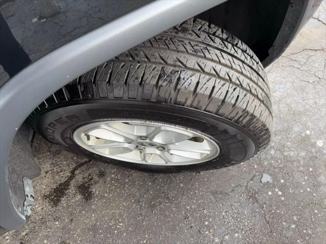 Photo of 2019 Diamond Black Crystal Pearlcoat Jeep Grand Cherokee