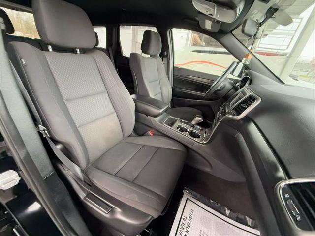 Photo of 2019 Diamond Black Crystal Pearlcoat Jeep Grand Cherokee