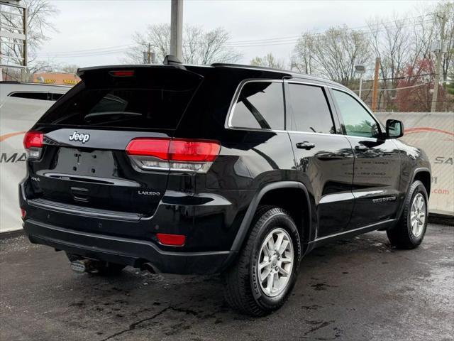 Photo of 2019 Diamond Black Crystal Pearlcoat Jeep Grand Cherokee