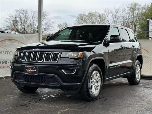 Photo of 2019 Diamond Black Crystal Pearlcoat Jeep Grand Cherokee