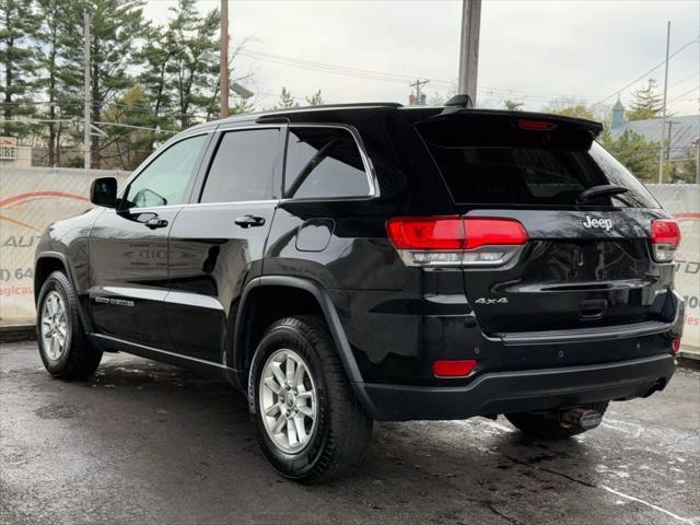 Photo of 2019 Diamond Black Crystal Pearlcoat Jeep Grand Cherokee