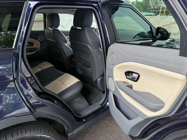 Photo of 2016 Santorini Black Metallic Land Rover Range Rover Evoque