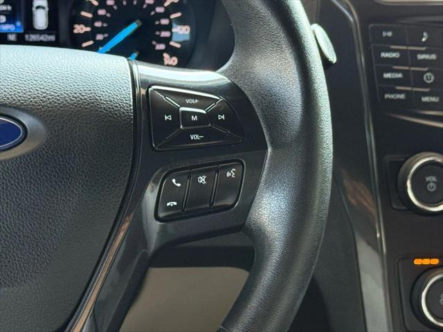 Photo of 2018 Ingot Silver Metallic Ford Explorer