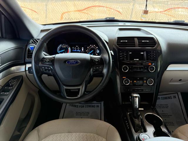 Photo of 2018 Ingot Silver Metallic Ford Explorer