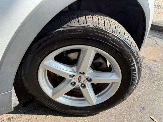 Photo of 2018 Ingot Silver Metallic Ford Explorer