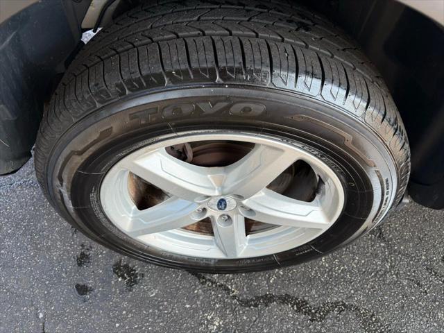 Photo of 2018 Ingot Silver Metallic Ford Explorer