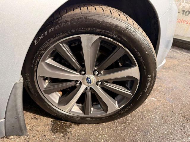 Photo of 2015 Ice Silver Metallic Subaru Legacy