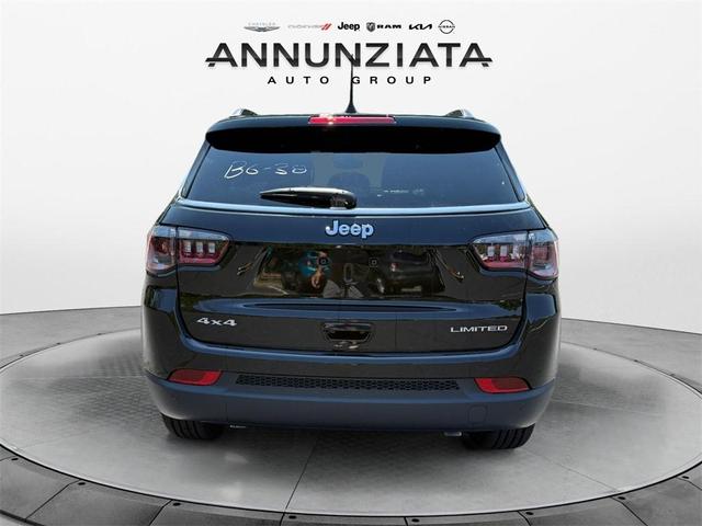 Photo of 2025 Diamond Black Jeep Compass