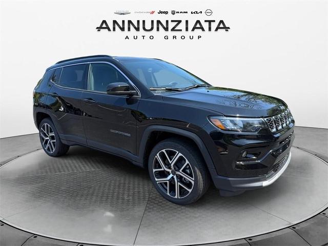 Photo of 2025 Diamond Black Jeep Compass