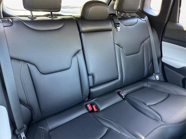 Photo of 2025 Diamond Black Jeep Compass