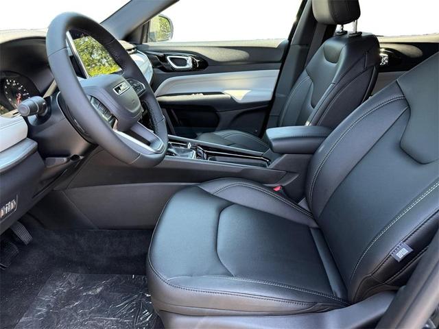 Photo of 2025 Diamond Black Jeep Compass