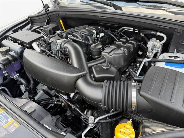 Photo of 2025 White Knuckle Clearcoat Dodge Durango