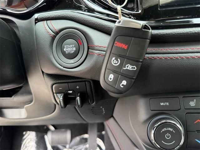 Photo of 2025 White Knuckle Clearcoat Dodge Durango