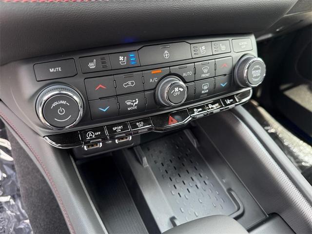 Photo of 2025 White Knuckle Clearcoat Dodge Durango