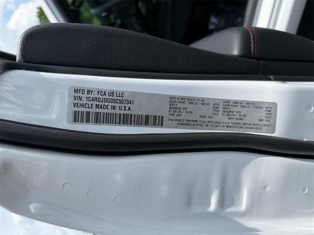 Photo of 2025 White Knuckle Clearcoat Dodge Durango