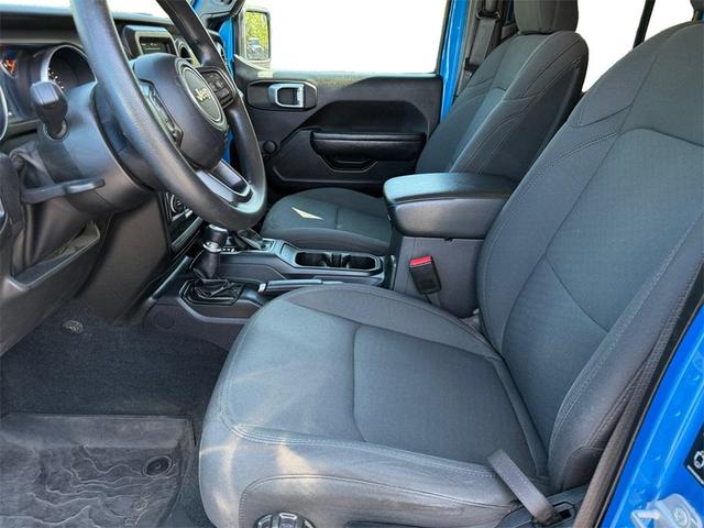 Photo of 2022 Hydro Blue Pearl Jeep Wrangler Unlimited