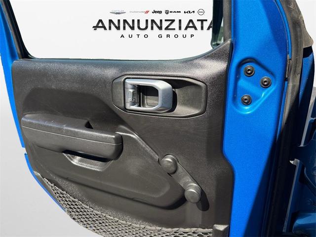 Photo of 2022 Hydro Blue Pearl Jeep Wrangler Unlimited
