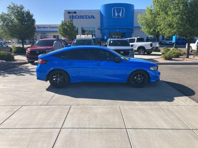 Photo of 2025 Blue Lagoon Pearl Honda Civic