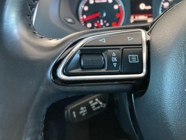 Photo of 2016 Silver Audi Q3
