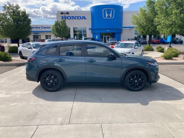 Photo of 2023 Nordic Forest Pearl Honda HR-V