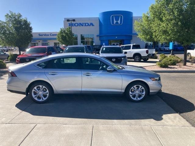 Photo of 2025 Solar Silver Metallic Honda Accord