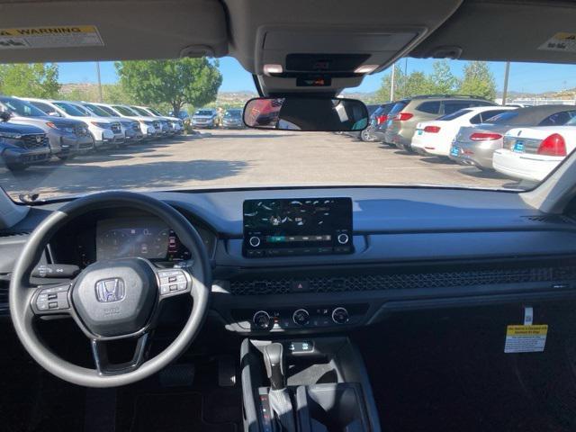 Photo of 2025 Solar Silver Metallic Honda Accord
