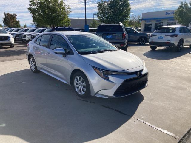 Photo of 2025 Classic Silver Metallic Toyota Corolla