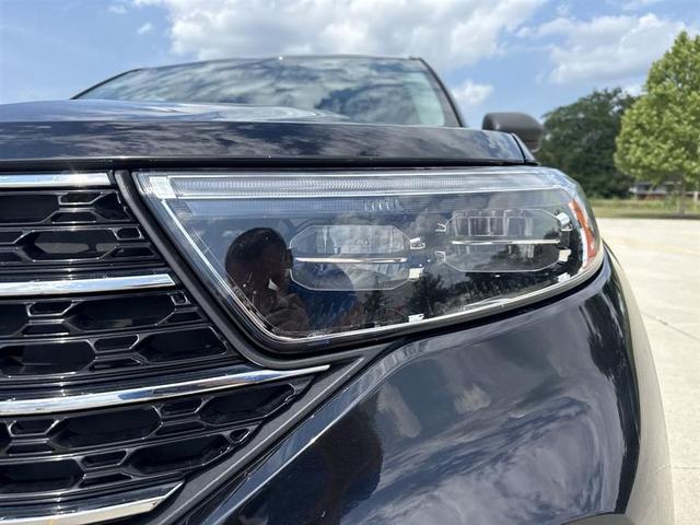 Photo of 2020 Black Ford Explorer