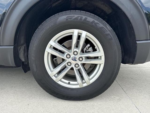 Photo of 2020 Black Ford Explorer