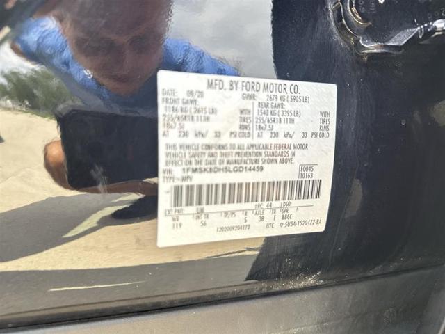 Photo of 2020 Black Ford Explorer