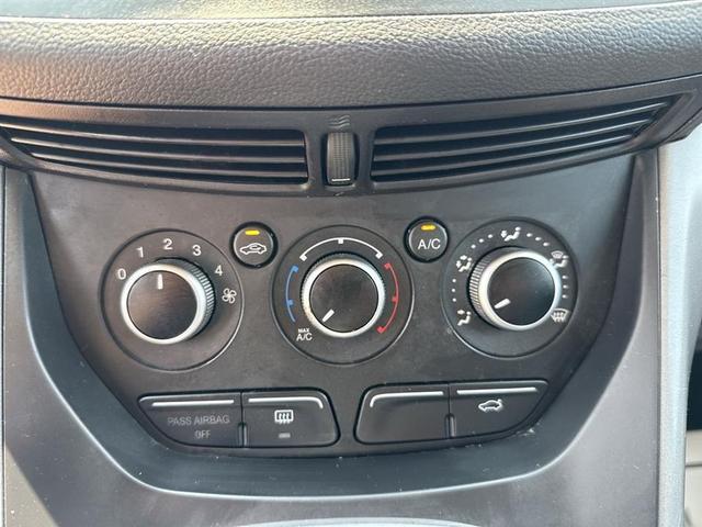 Photo of 2013 Brown Ford Escape
