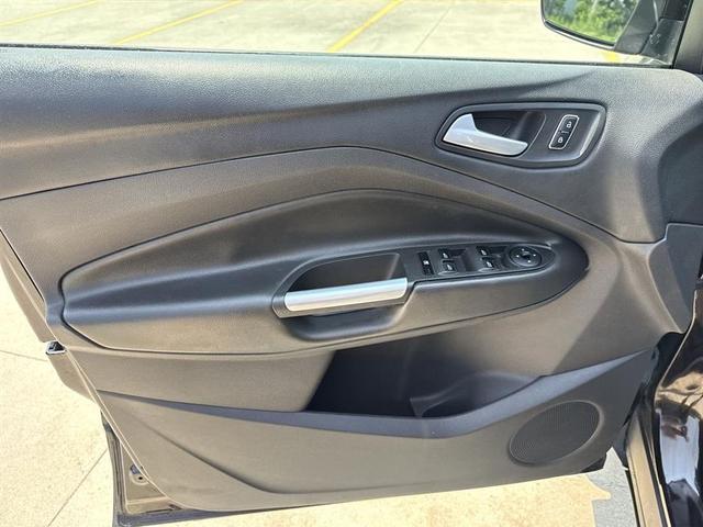 Photo of 2013 Brown Ford Escape