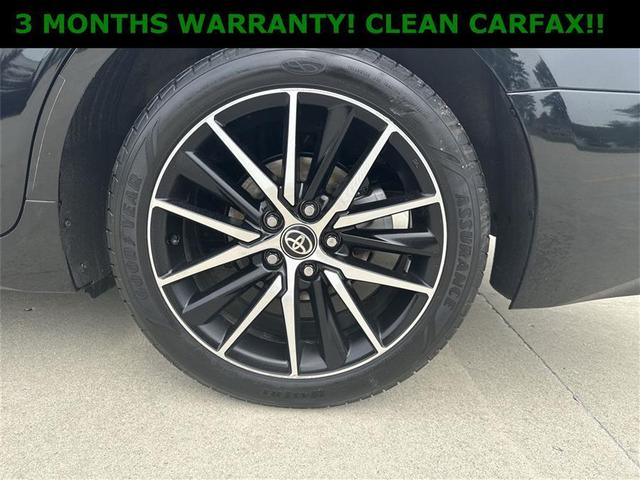 Photo of 2021 Black Toyota Camry