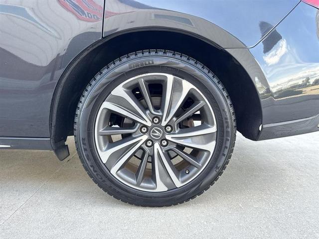 Photo of 2019 Gray Acura MDX