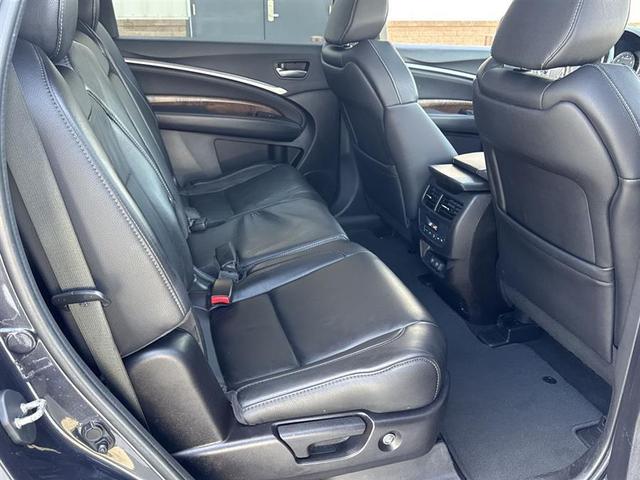 Photo of 2019 Gray Acura MDX