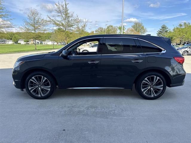 Photo of 2019 Gray Acura MDX