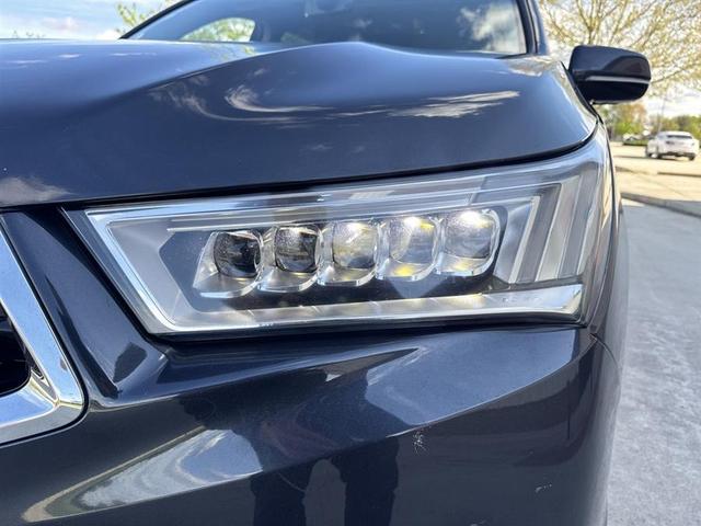 Photo of 2019 Gray Acura MDX