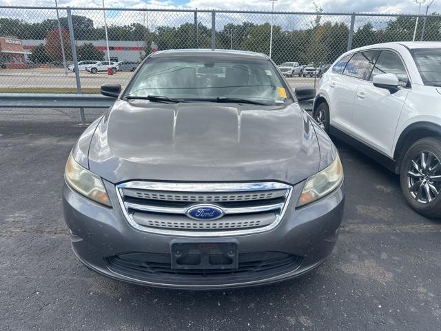 Photo of 2011 Sterling Gray Metallic Ford Taurus