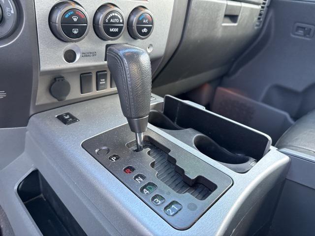 Photo of 2007 Radiant Silver Nissan Titan