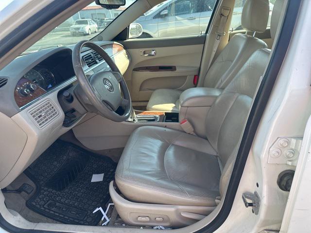 Photo of 2006 White Opal Buick LaCrosse
