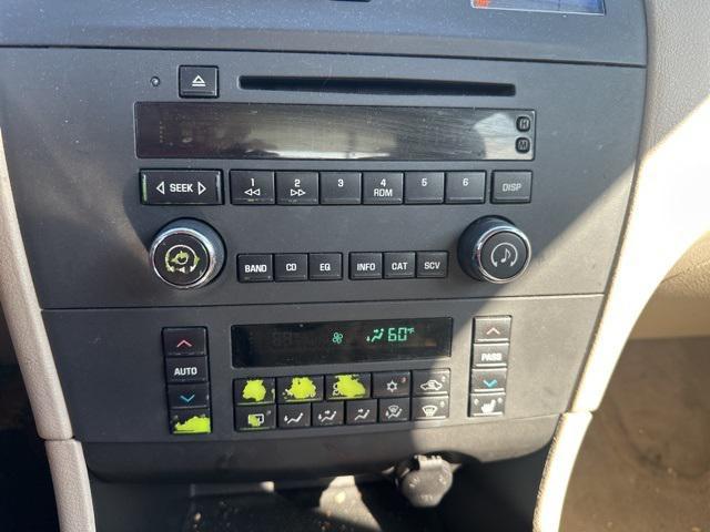 Photo of 2006 White Opal Buick LaCrosse