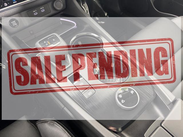 Photo of 2024 Everest White Pearl Nissan Rogue