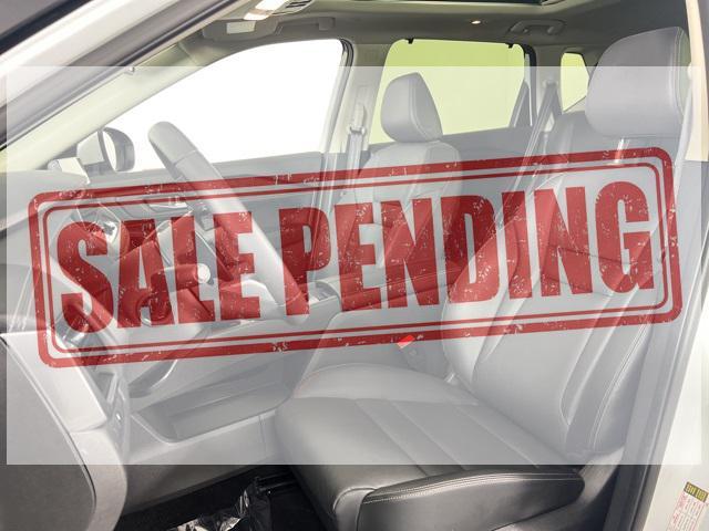 Photo of 2024 Everest White Pearl Nissan Rogue