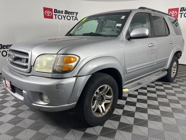 Photo of 2004 Silver Sky Metallic Toyota Sequoia