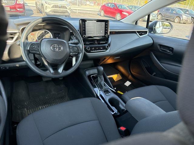 Photo of 2022 Classic Silver Metallic Toyota Corolla