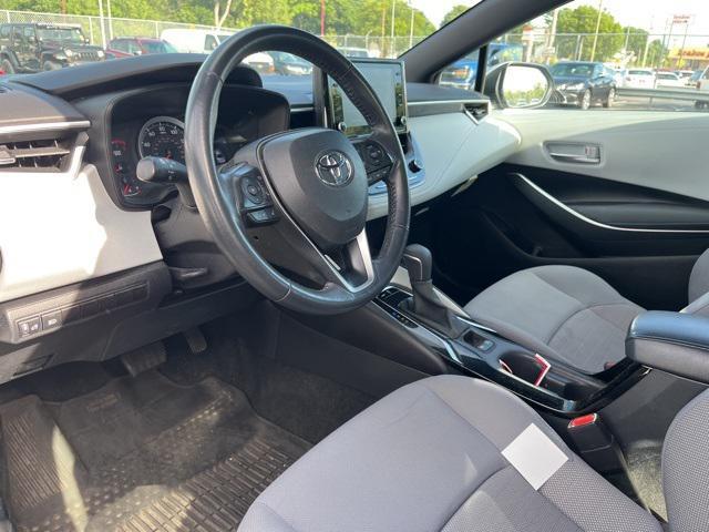 Photo of 2022 Classic Silver Metallic Toyota Corolla
