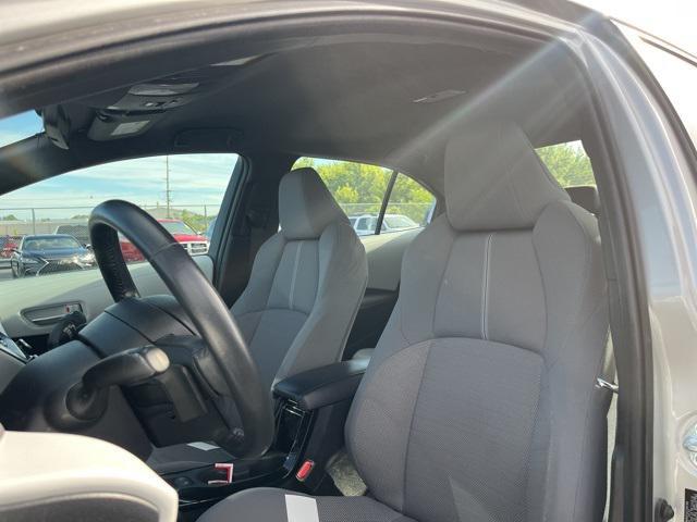 Photo of 2022 Classic Silver Metallic Toyota Corolla