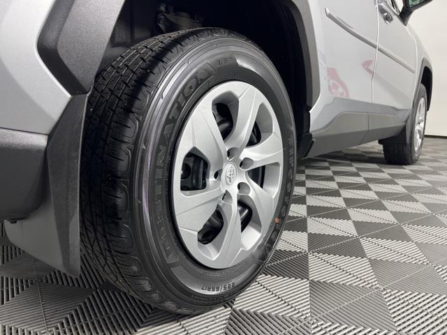 Photo of 2023 Silver Sky Metallic Toyota RAV4