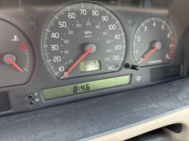 Photo of 2001 Beige Volvo C70