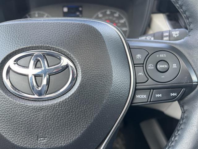 Photo of 2024 Blue Crush Metallic Toyota Corolla Cross